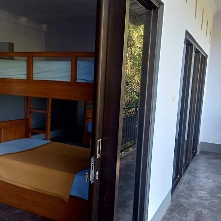 Merendeng Hostel Kuta Kuta  외부 사진