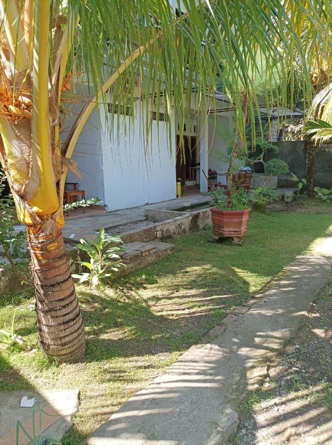 Merendeng Hostel Kuta Kuta  외부 사진