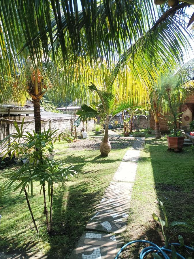Merendeng Hostel Kuta Kuta  외부 사진