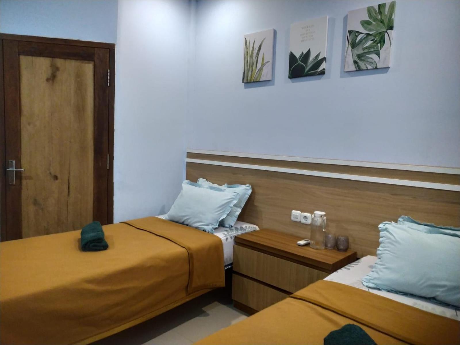 Merendeng Hostel Kuta Kuta  외부 사진