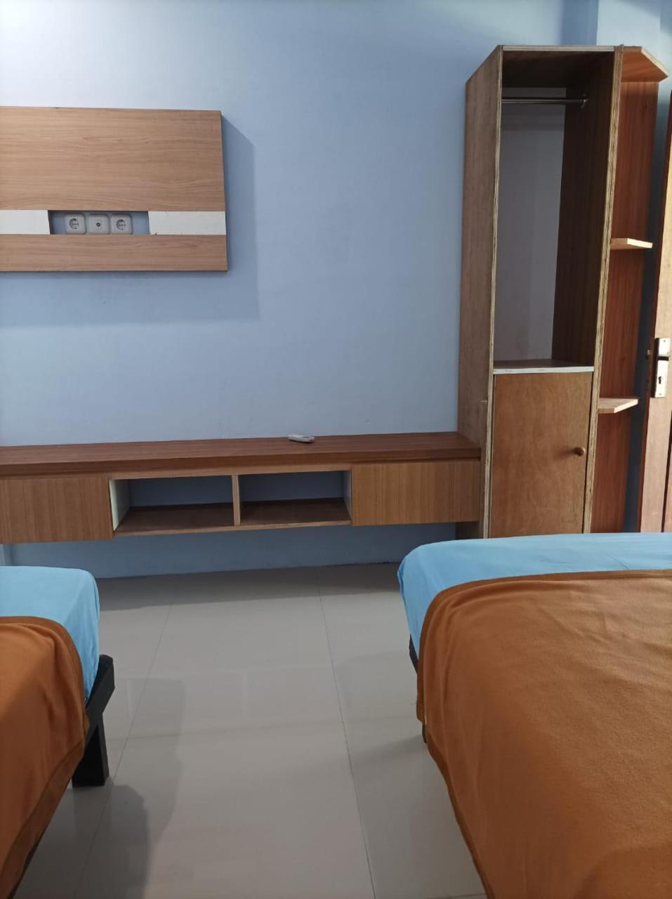 Merendeng Hostel Kuta Kuta  외부 사진