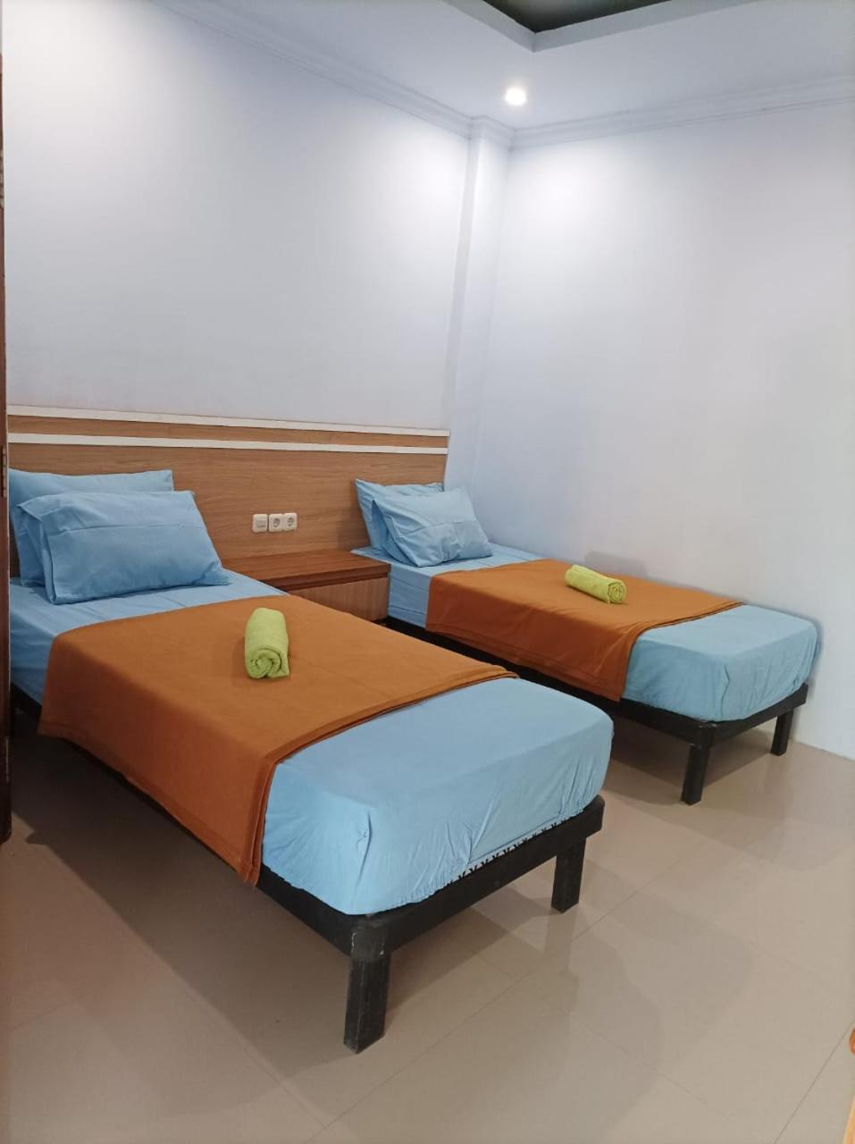 Merendeng Hostel Kuta Kuta  외부 사진